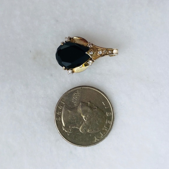 Vintage Onyx Pendant - Picture 3 of 5